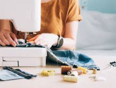 So sánh các loại máy may – Bí quyết chọn đúng “trợ thủ” cho bạn