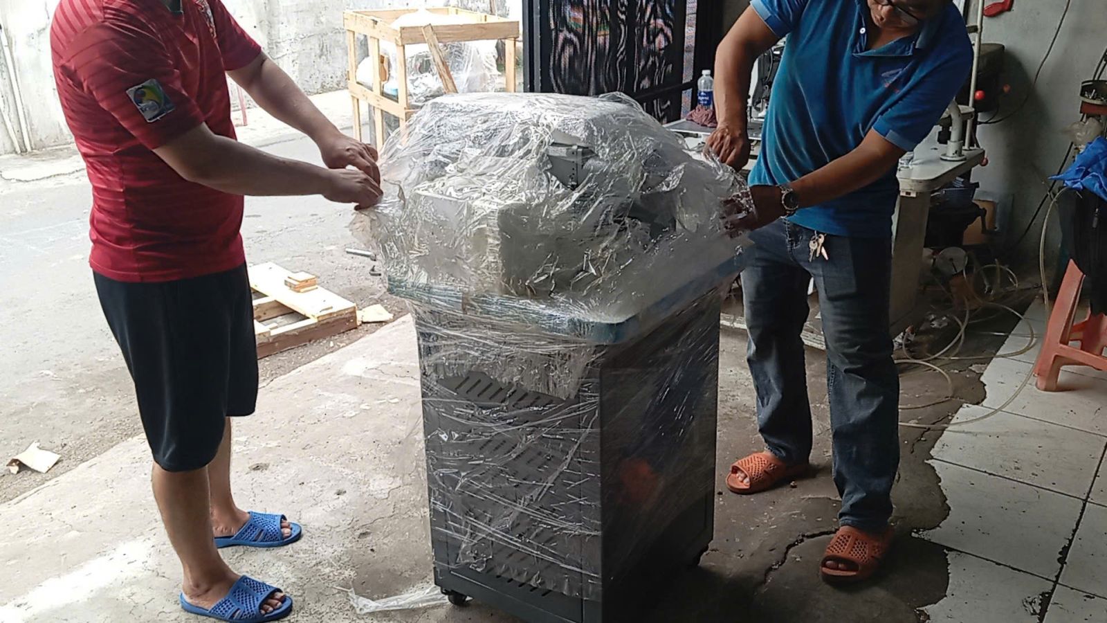máy lập trình 608